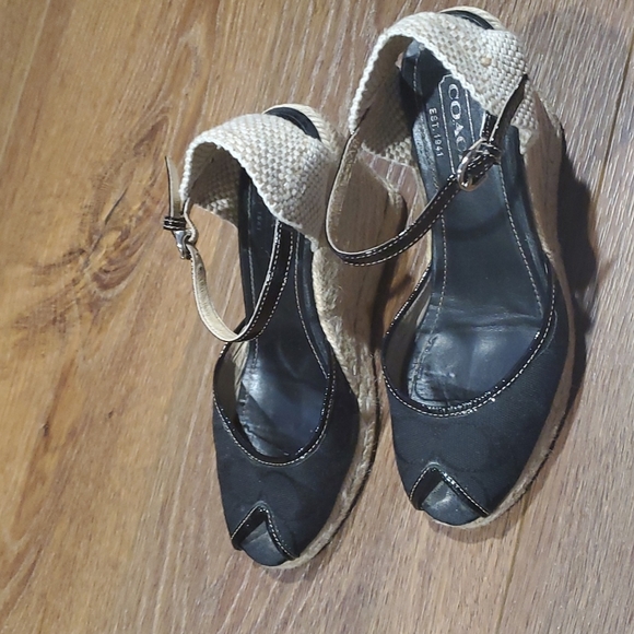 COACH KIMMY logo wedge.    #4848 - Picture 4 of 12